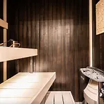 Stylish With Sauna In Old Town Διαμέρισμα Ταλίν