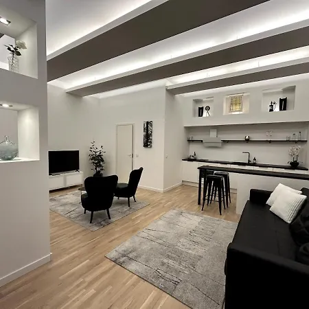 Stylish With Sauna In Old Town Apartment *